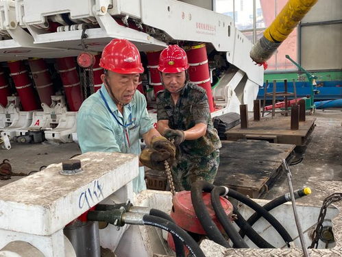 讓黨徽更明亮 山能棗礦柴里煤礦機(jī)電設(shè)備制修廠黨員奉獻(xiàn)彰顯責(zé)任擔(dān)當(dāng)